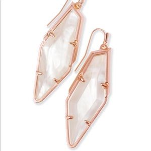 Kendra Scott Bexley Drop Earrings In Ivory Pearl